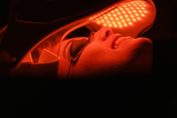 How to Choose a Red Light Therapy Panel for Hands-Free Targeted Body Care