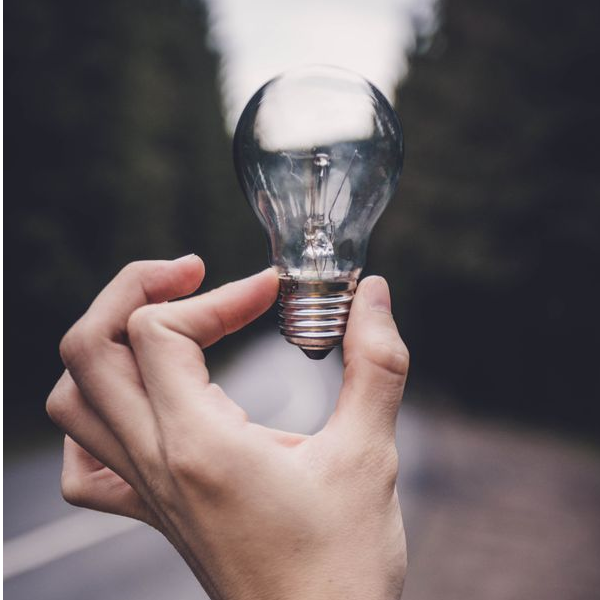 Red Light Therapy: Uses, Benefits & What the Research Says