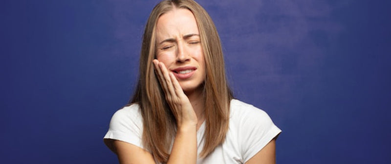 Red Light Therapy for Oral Ulcers – Key Research Findings